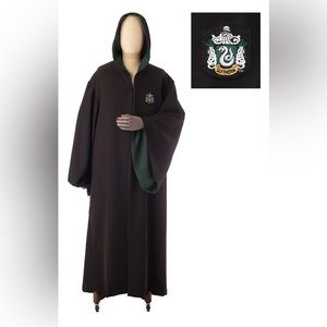 Official “Wizarding World of Harry Potter” Adult Slytherin Robe